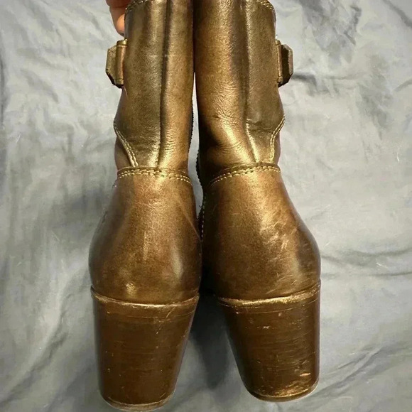 Frye Malorie Short Boots - Picture 4 of 8